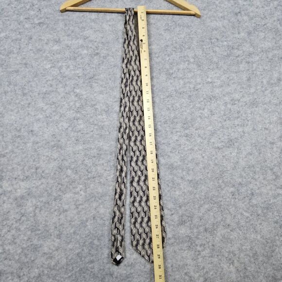 Pierre Cardin Necktie Geometric Black‎ & Beige All Silk Made In USA 4"x59" - Picture 7 of 9